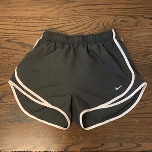 Nike shorts size M medium, grey, basic in the closet, athletic, soccer running